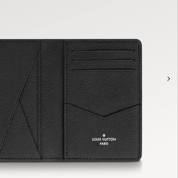 Brand new Louis Vuitton limited edition card holder - Picture 3 of 8